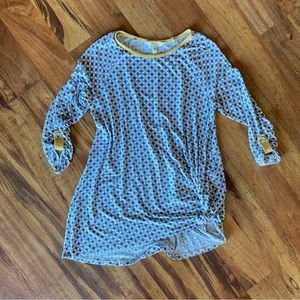 Women’s Matilda Jane tunic top medium